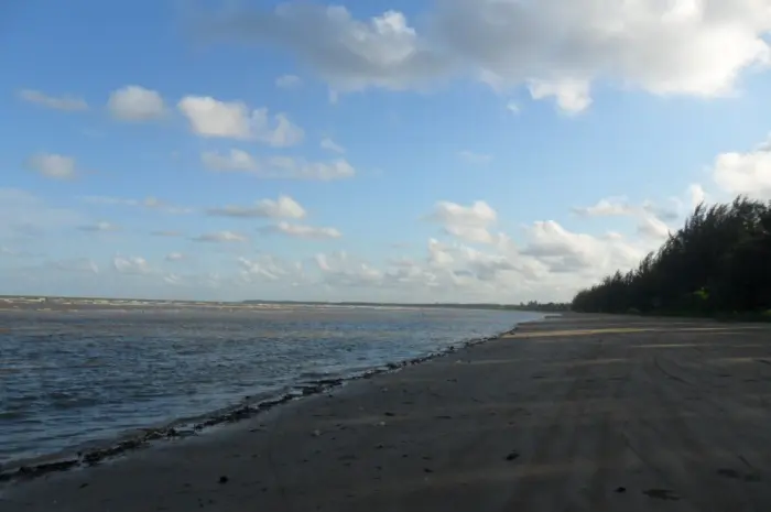 Beaches in East Kalimantan with Exotic Panoramas and Stunning Sea Beauty