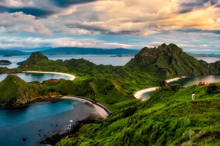 Tourist Attractions in East Nusa Tenggara with Stunning Views and Tranquil Atmosphere