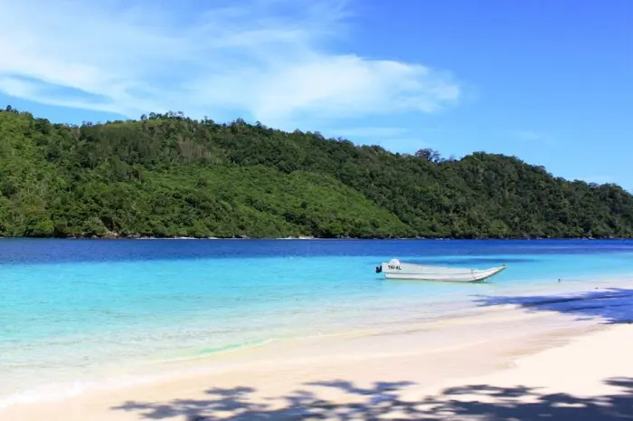 Tourist Attractions in Lampung That Showcase Natural Beauty, Perfect for Family Vacations